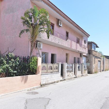 Izzhome Flamingo Pula Extérieur photo